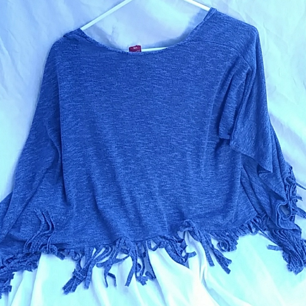 Sweater - Picture 3 of 4